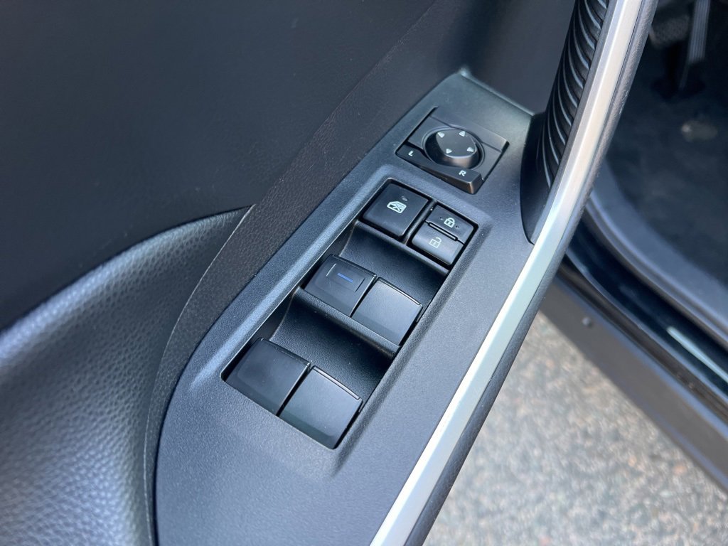 Used 2019 Toyota RAV4 XLE image 12