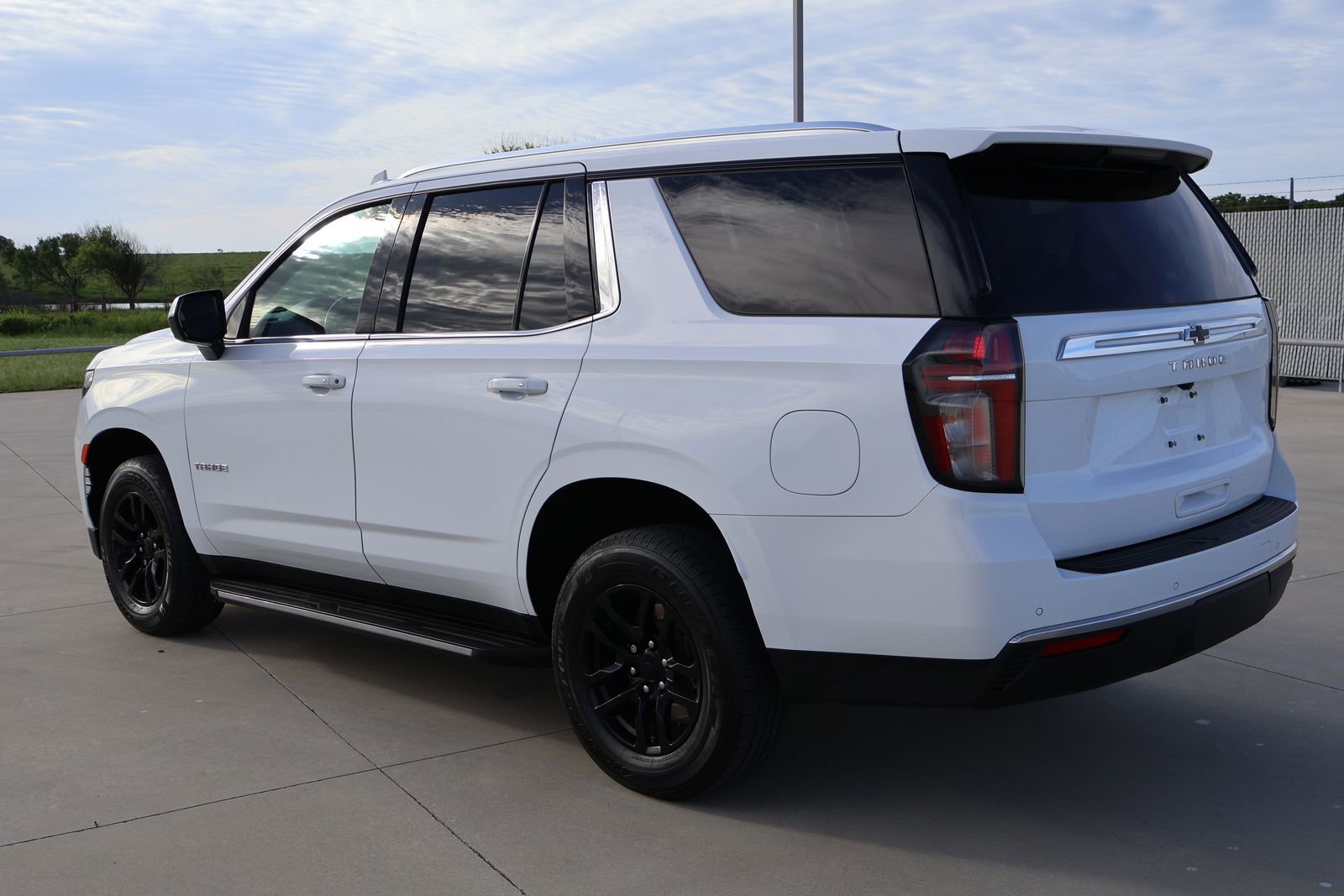 Used 2021 Chevrolet Tahoe LS RWD image 8