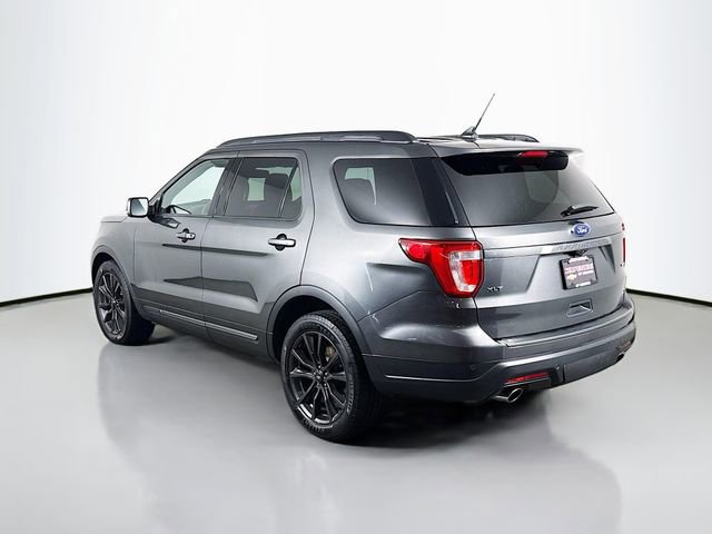 Used 2019 Ford Explorer XLT w/ XLT Sport Appearance Package AWD/4WD image 8