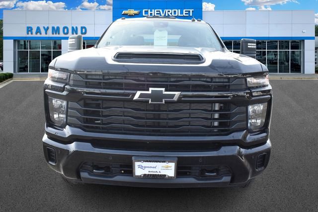 New 2026 Chevrolet Silverado 2500 Custom w/ Custom Value Package image 9