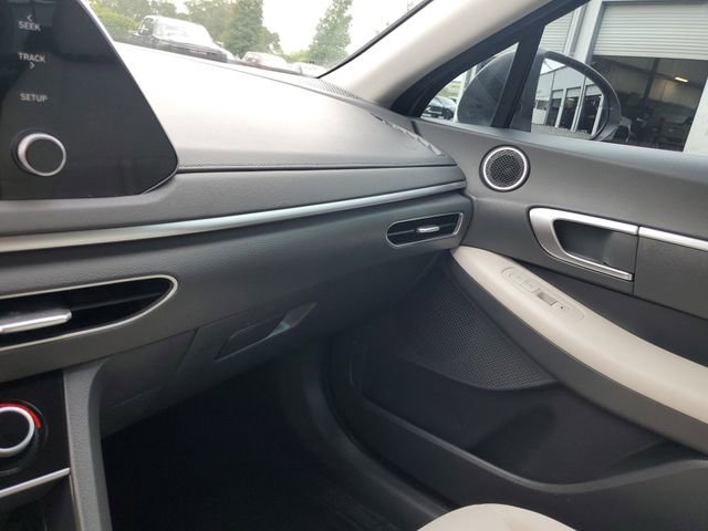 Used 2023 Hyundai Sonata SE FWD image 23
