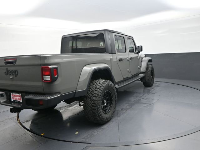 Used 2022 Jeep Gladiator Sport image 7