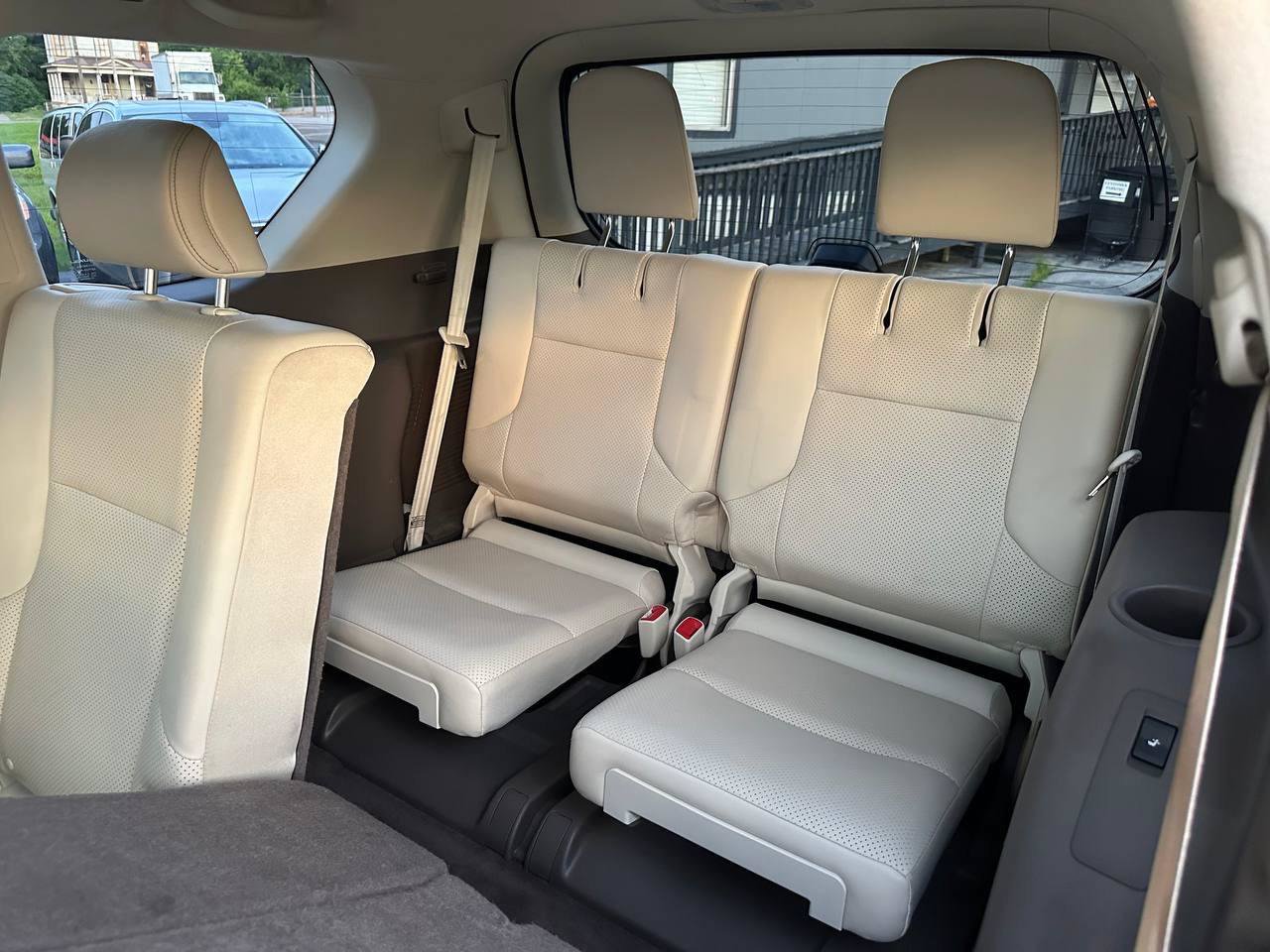 Used 2012 Lexus GX 460 w/ Comfort Plus Pkg AWD/4WD image 24