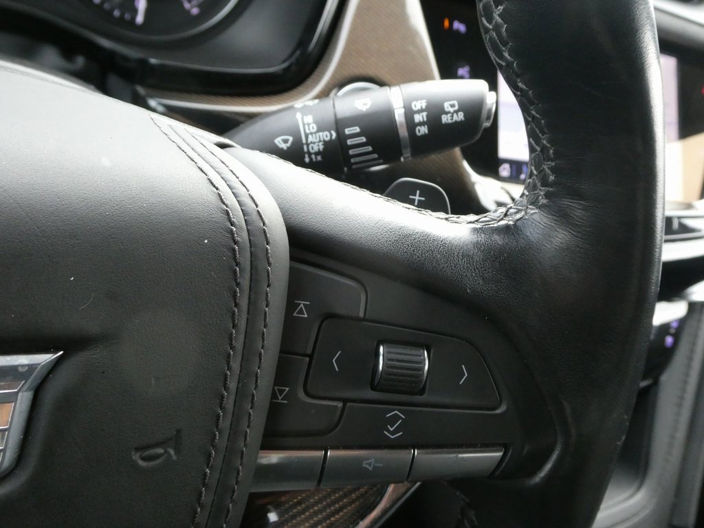 Used 2024 Cadillac XT6 Premium Luxury w/ Platinum Package image 23