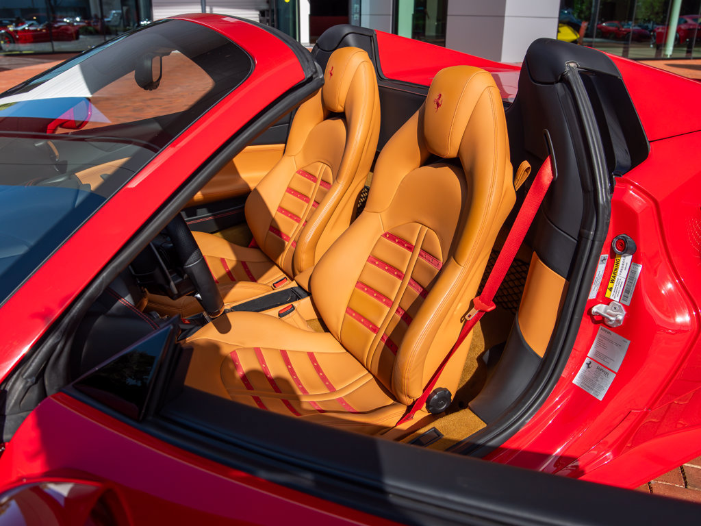 Certified 2019 Ferrari 488 Spider RWD image 9