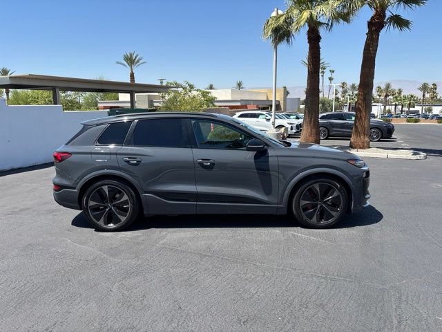 Used 2025 Audi SQ6 e-tron Prestige w/ Black Edition One AWD/4WD image 4