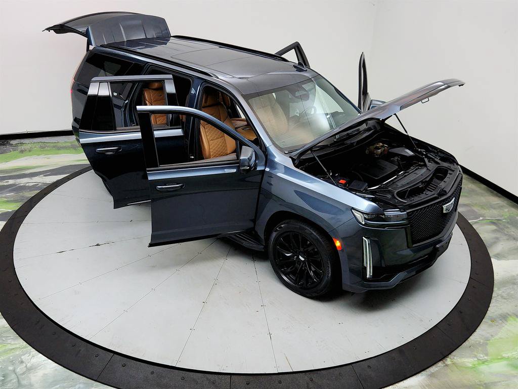 Used 2021 Cadillac Escalade Sport w/ LPO, ONYX Package AWD/4WD image 39
