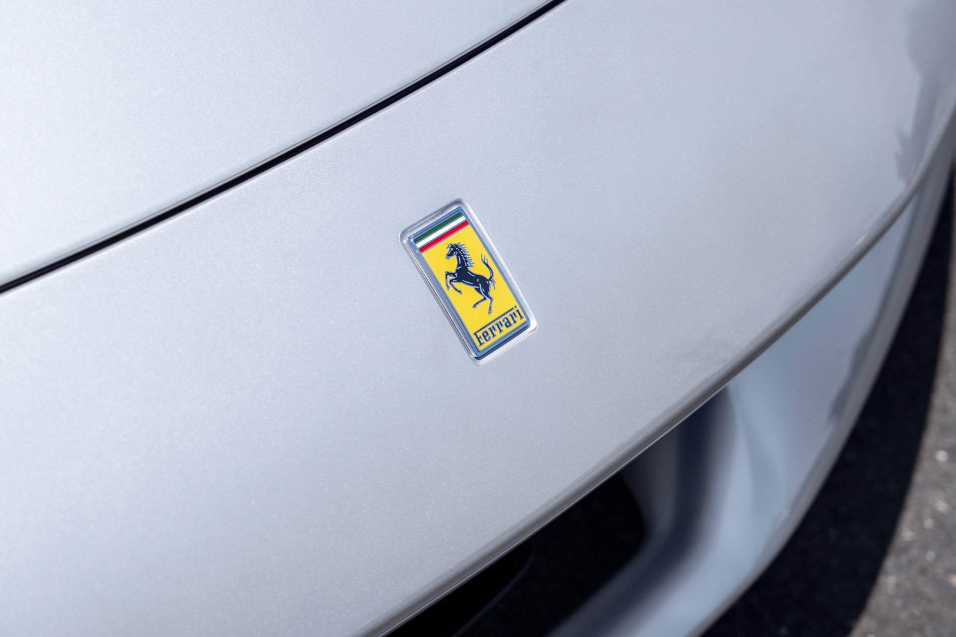 Used 2024 Ferrari 296 GTS image 28