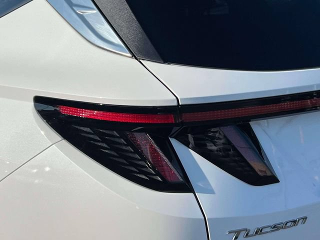 Certified 2023 Hyundai Tucson SEL AWD/4WD image 10