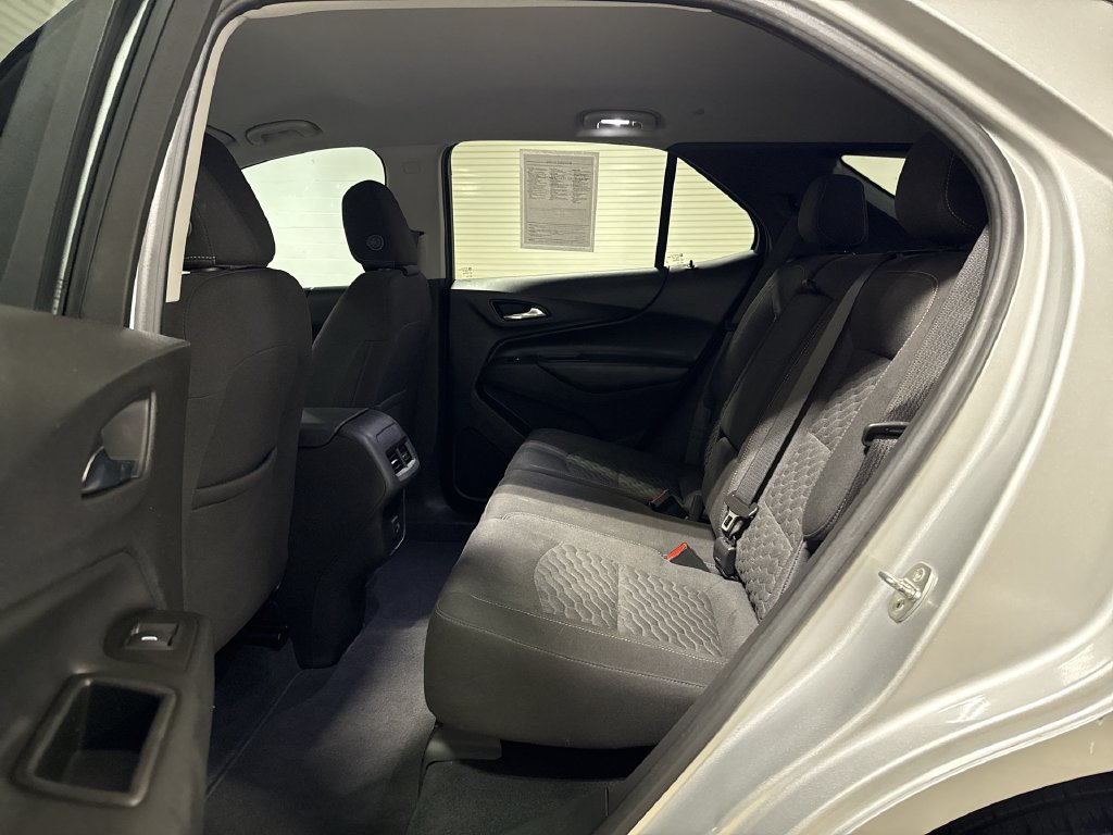 Used 2021 Chevrolet Equinox LT FWD image 22