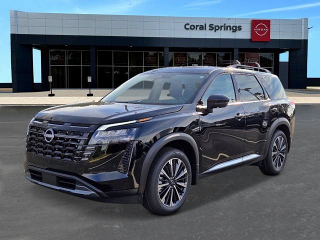New 2026 Nissan Pathfinder Platinum w/ Cargo Package