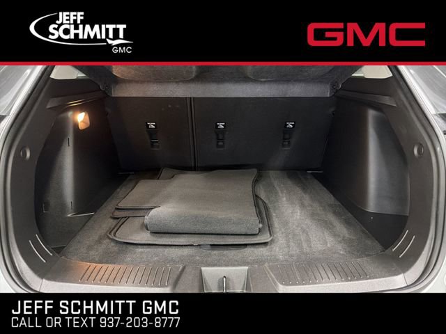 Certified 2025 Chevrolet Trax LT w/ LT Convenience Package FWD image 12