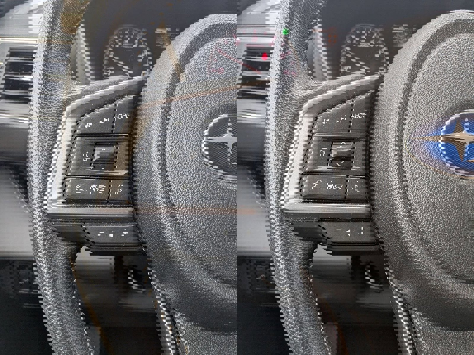 Used 2023 Subaru Ascent Limited w/ Technology Package image 41