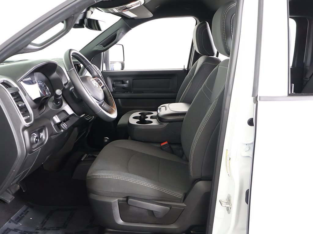 Used 2024 RAM 3500 Tradesman w/ Safety Group image 31