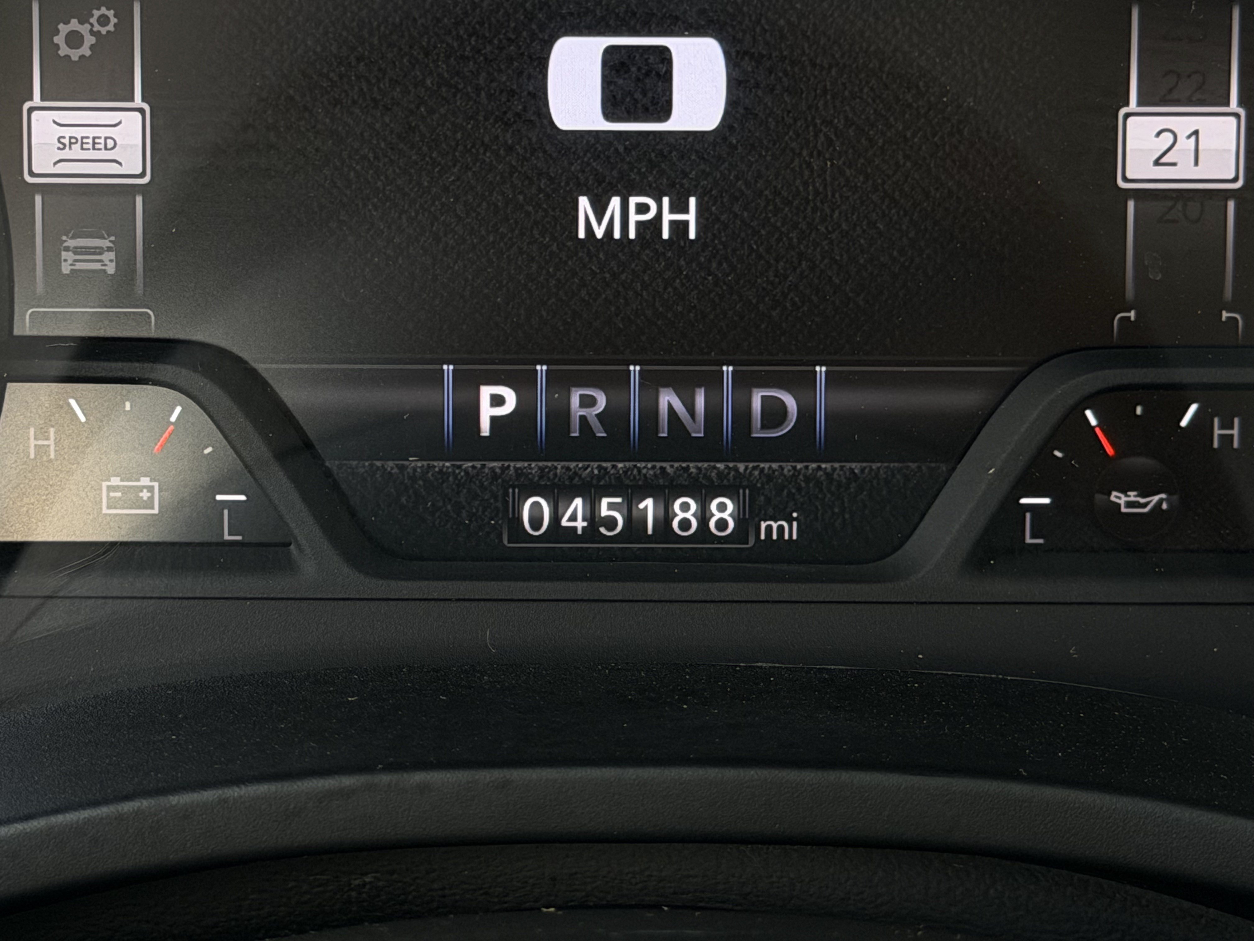 Used 2024 RAM 1500 Laramie AWD/4WD image 21