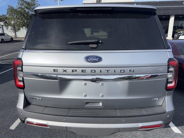 Used 2023 Ford Expedition Max Limited image 5