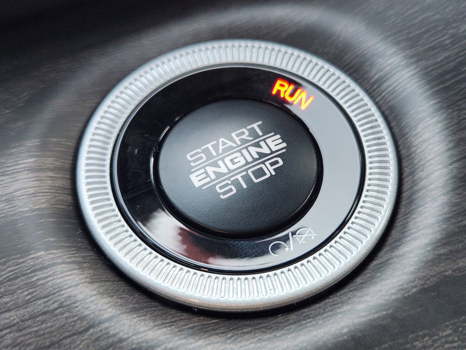 New 2025 Jeep Grand Cherokee Limited w/ Trailer Tow Package image 17