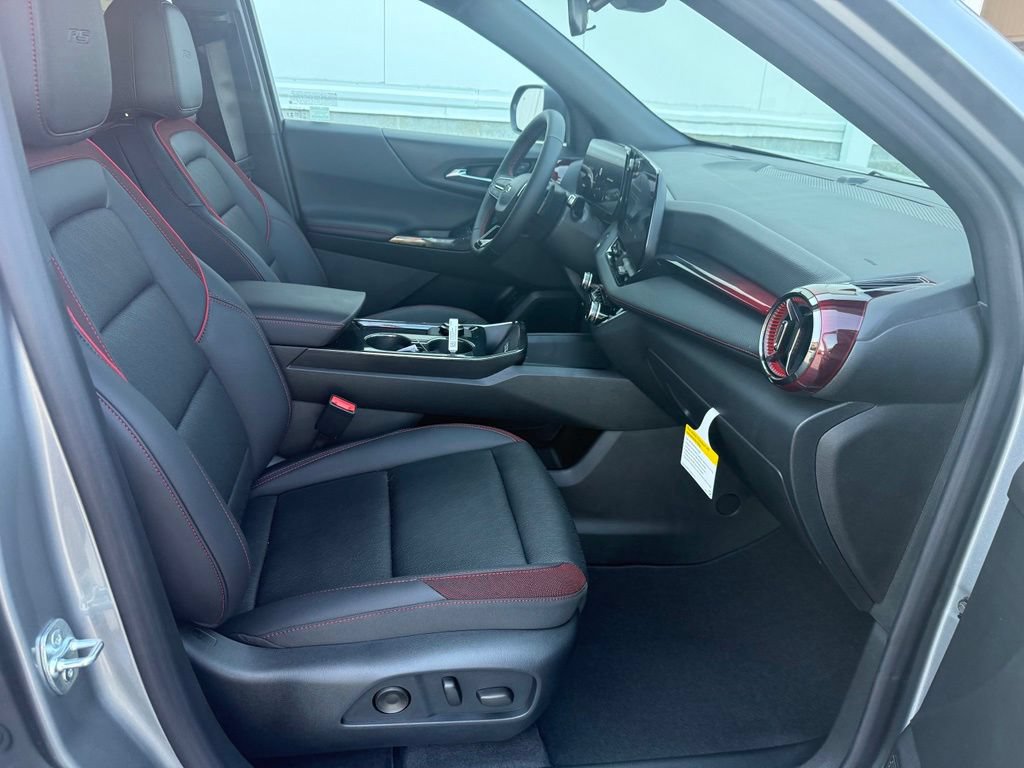 New 2027 Chevrolet Equinox RS w/ Convenience Package III FWD image 23