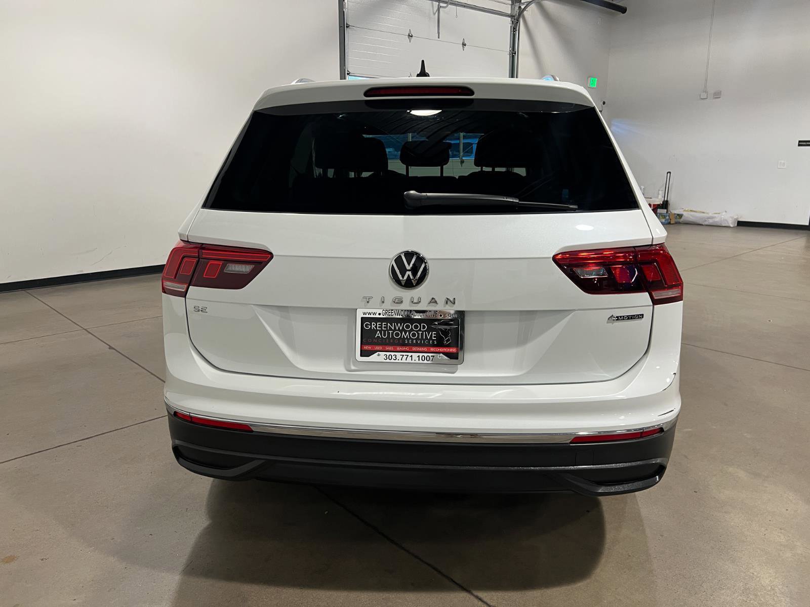 Used 2023 Volkswagen Tiguan SE image 4