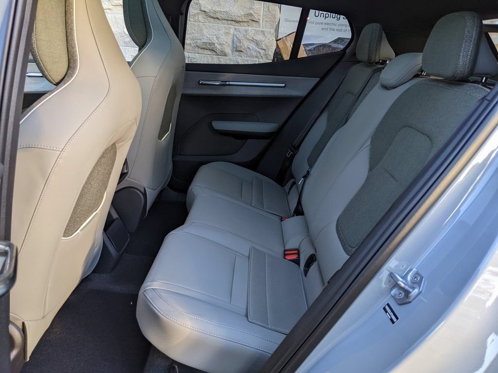 New 2026 Volvo EX30 Cross Country Ultra w/ Protection Package Premier AWD/4WD image 25