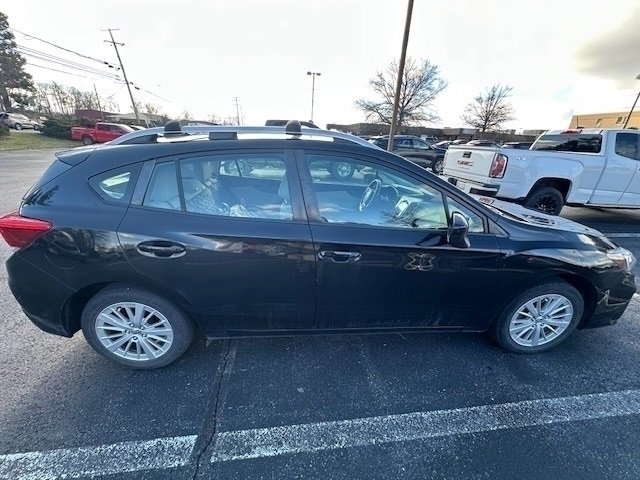 Used 2018 Subaru Impreza 2.0i Premium w/ Eyesight & BSD & Rcta image 4