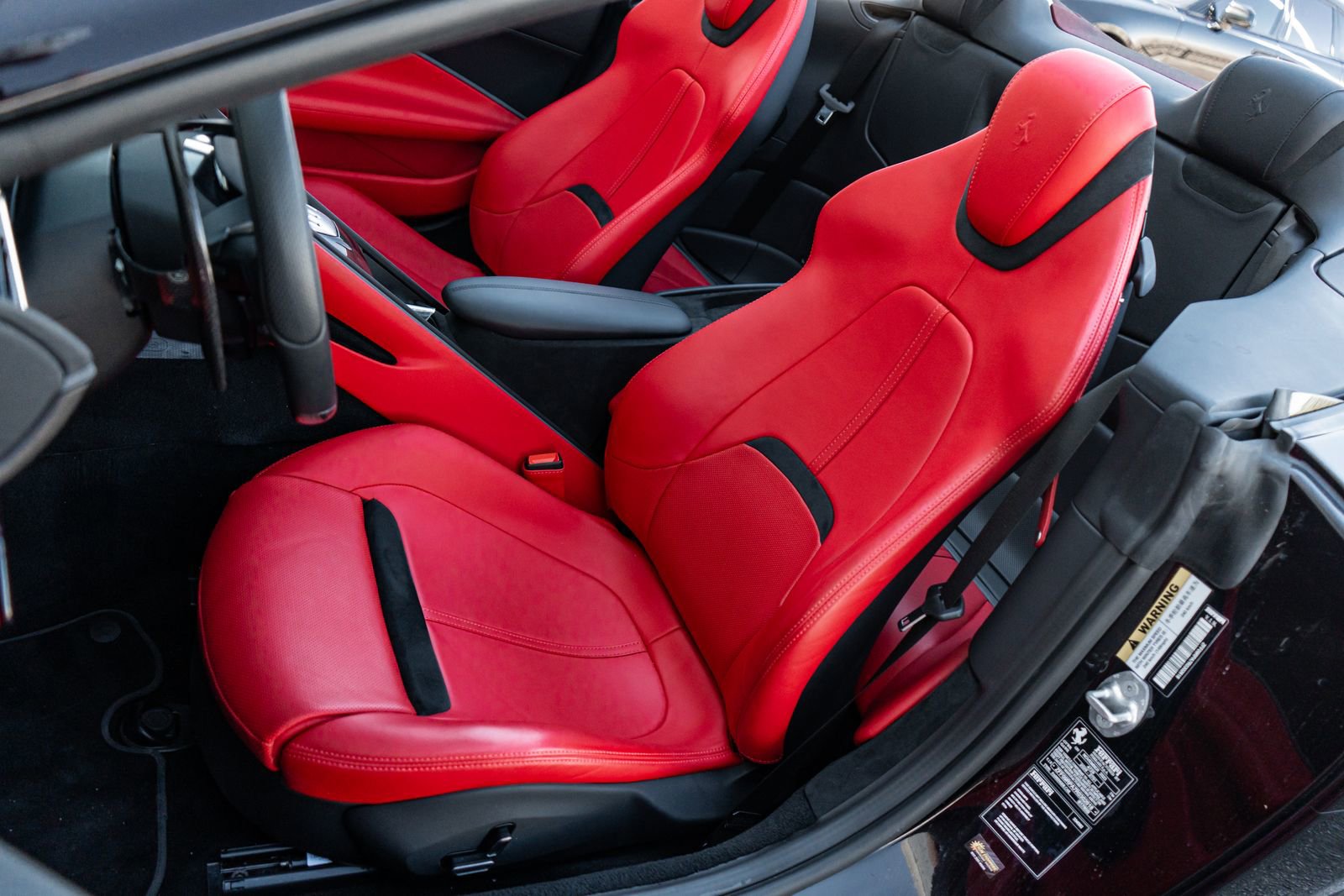 Used 2024 Ferrari Roma Spider image 26