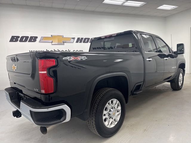 Used 2025 Chevrolet Silverado 2500 LTZ w/ LTZ Plus Package AWD/4WD image 5