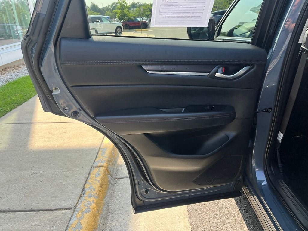 Used 2025 MAZDA CX-5 Carbon Edition AWD/4WD image 17