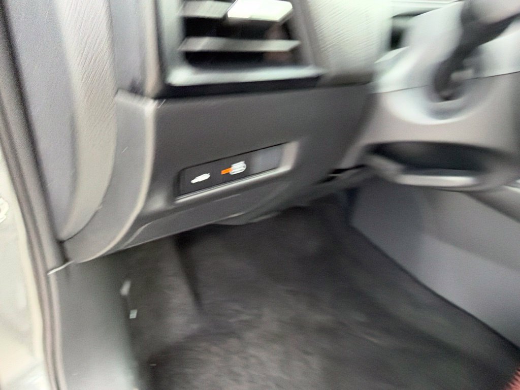 New 2027 Nissan Sentra SR w/ SR All Weather Package FWD image 11