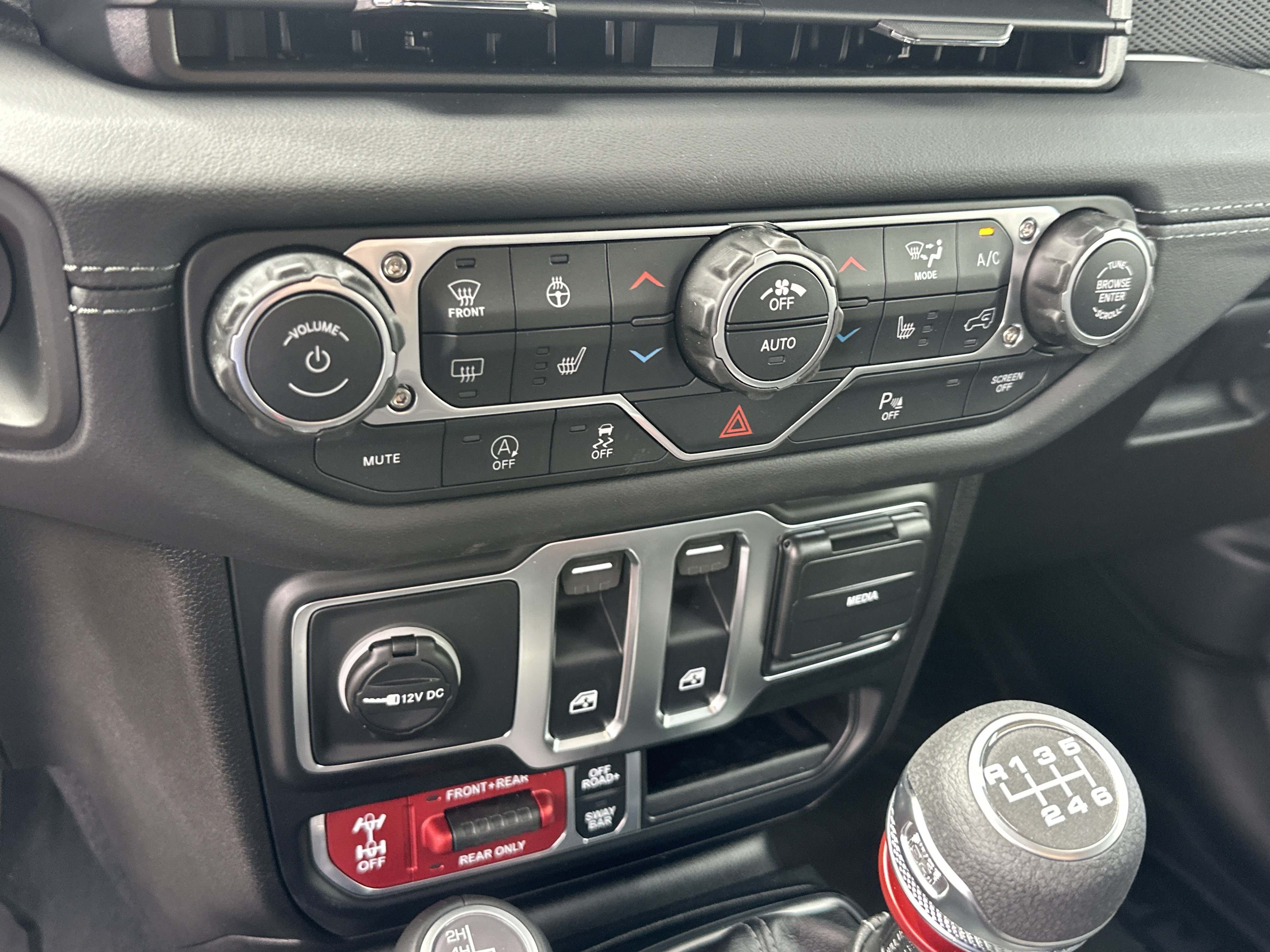 New 2026 Jeep Wrangler Rubicon AWD/4WD image 7
