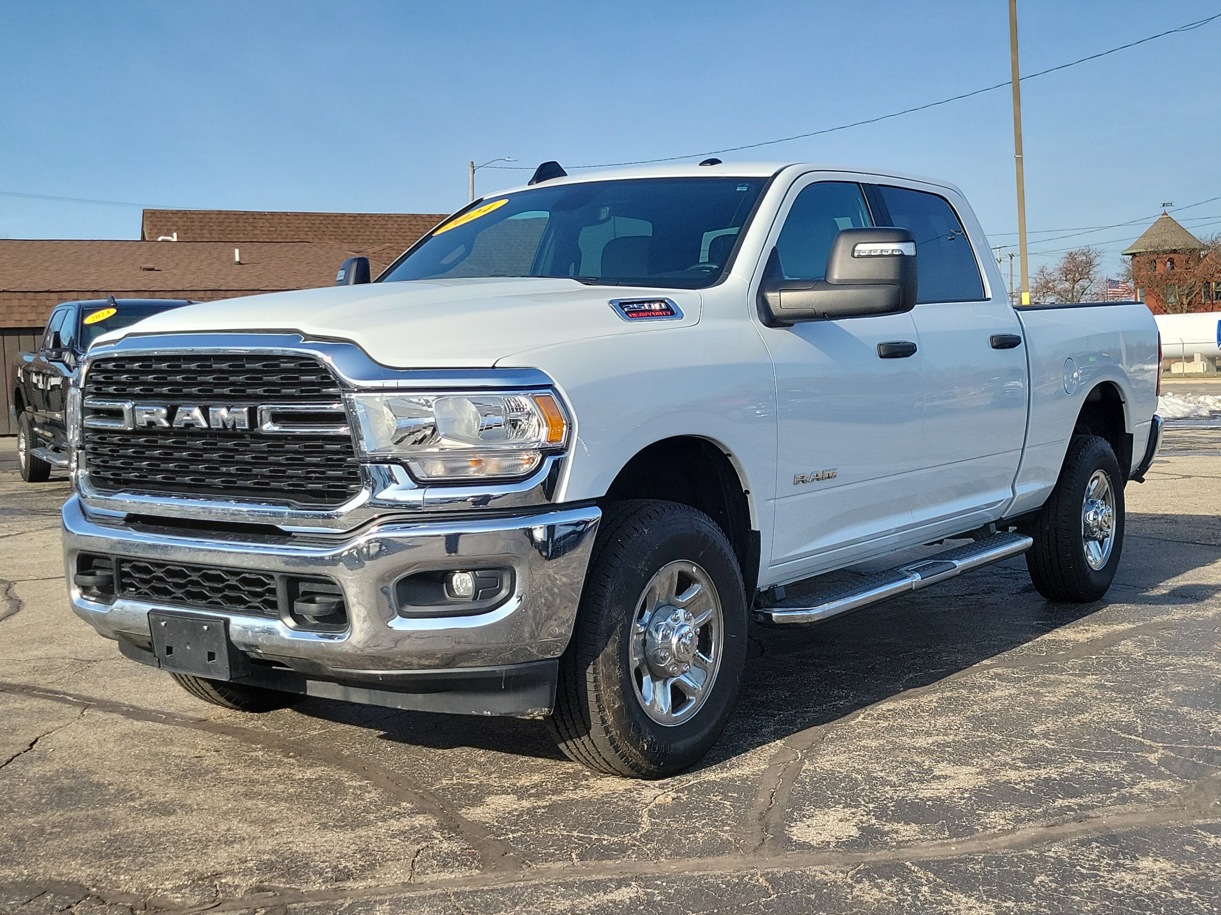 Used 2024 RAM 2500 Big Horn w/ Bed Utility Group image 2