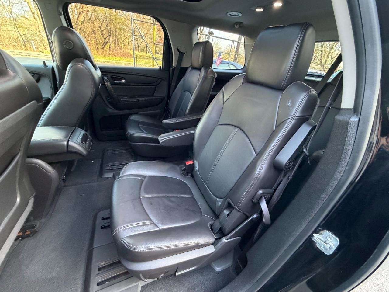 Used 2016 GMC Acadia SLT w/ Premium Edition image 26