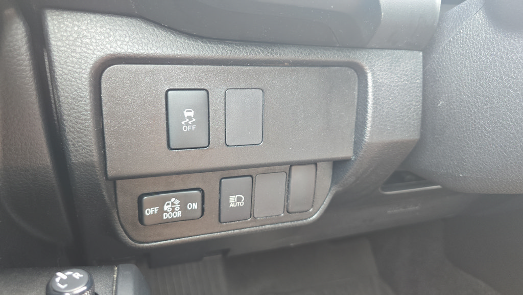 Used 2021 Toyota Tacoma SR AWD/4WD image 24