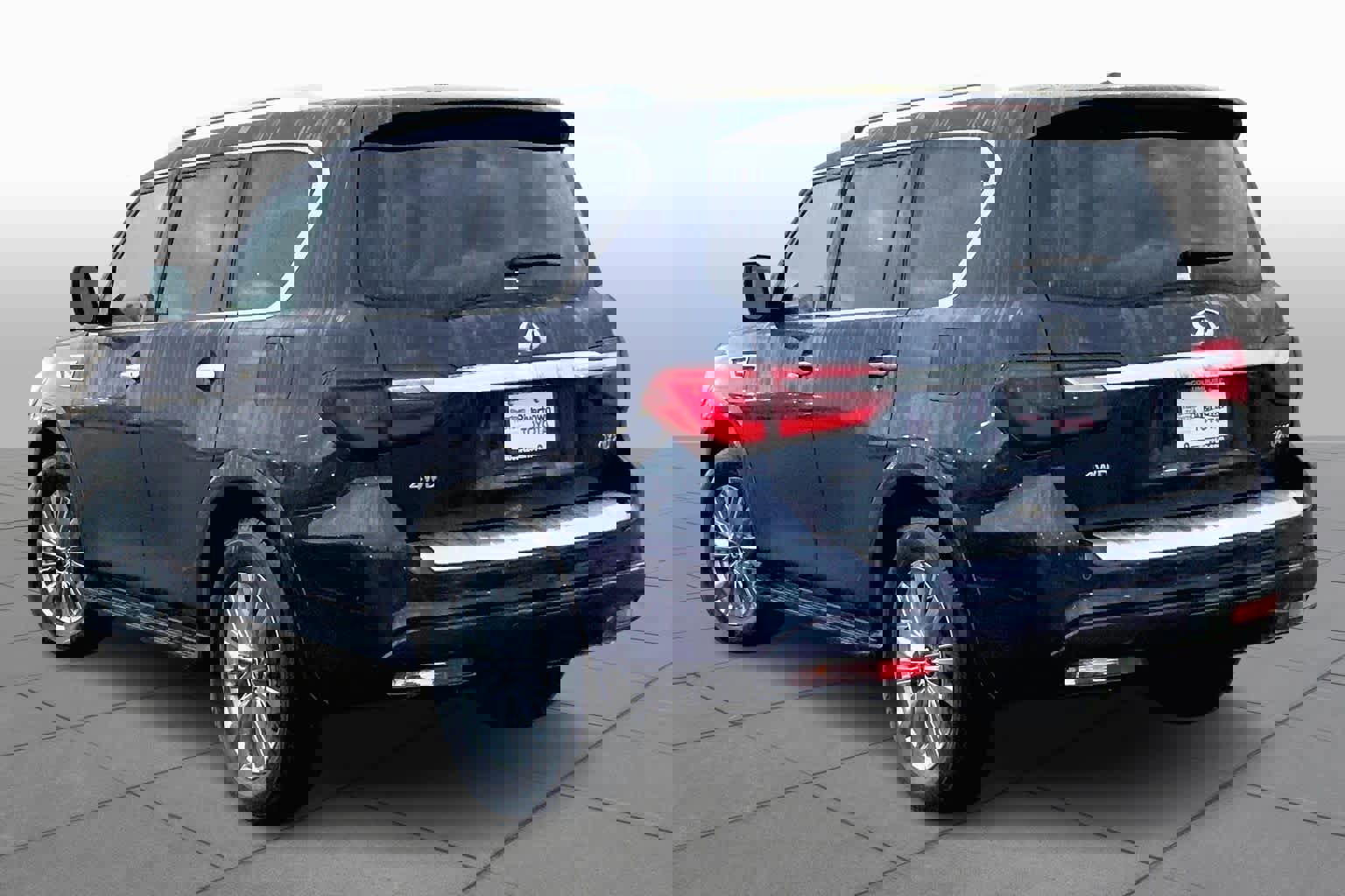 Used 2024 INFINITI QX80 Luxe image 12