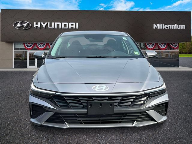 Certified 2026 Hyundai Elantra SE w/ Cargo Package FWD video 2