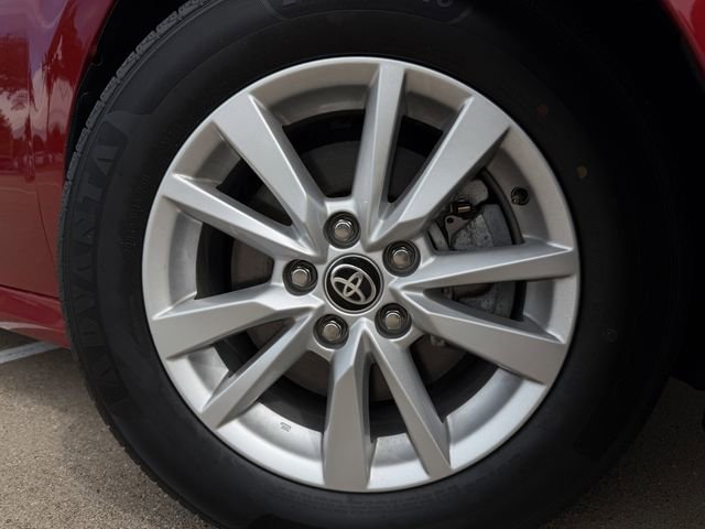 Certified 2025 Toyota Camry LE FWD image 10