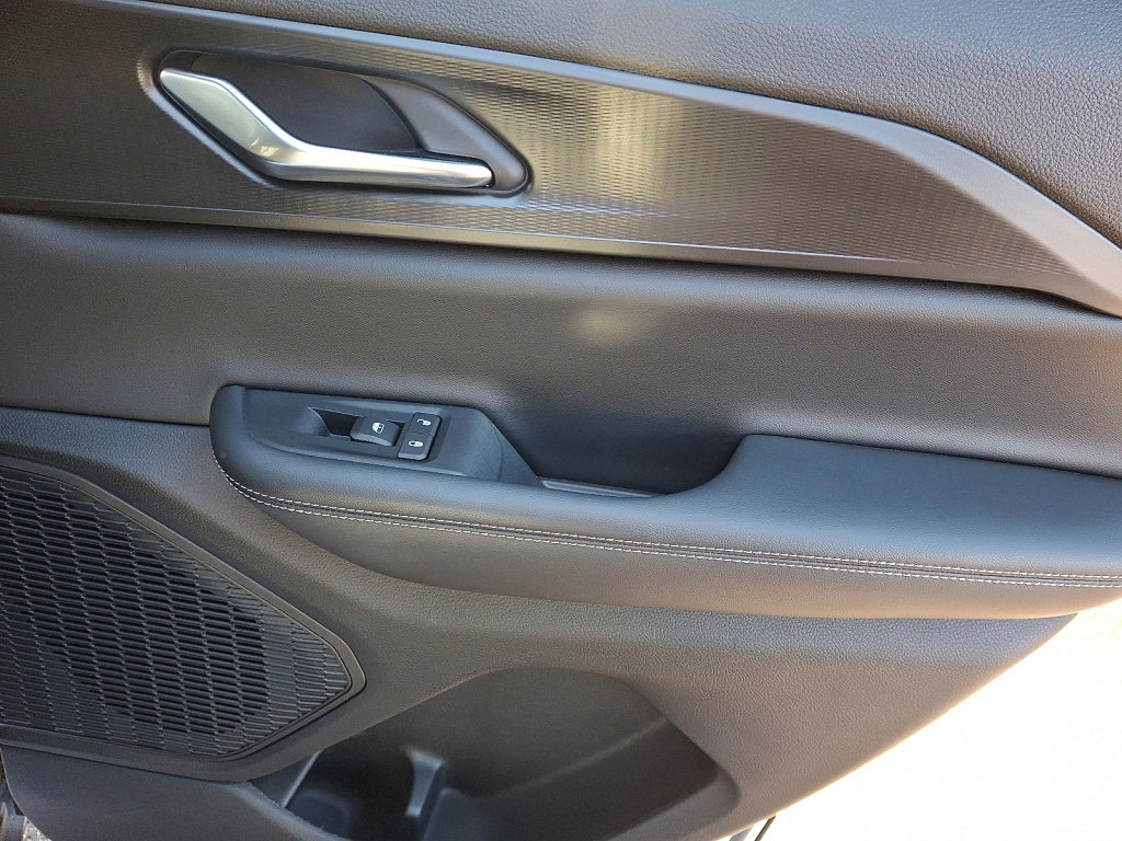 Certified 2023 Jeep Grand Cherokee Laredo image 14