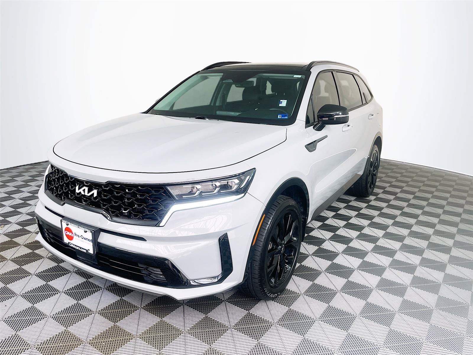 Used 2023 Kia Sorento SX AWD/4WD image 3