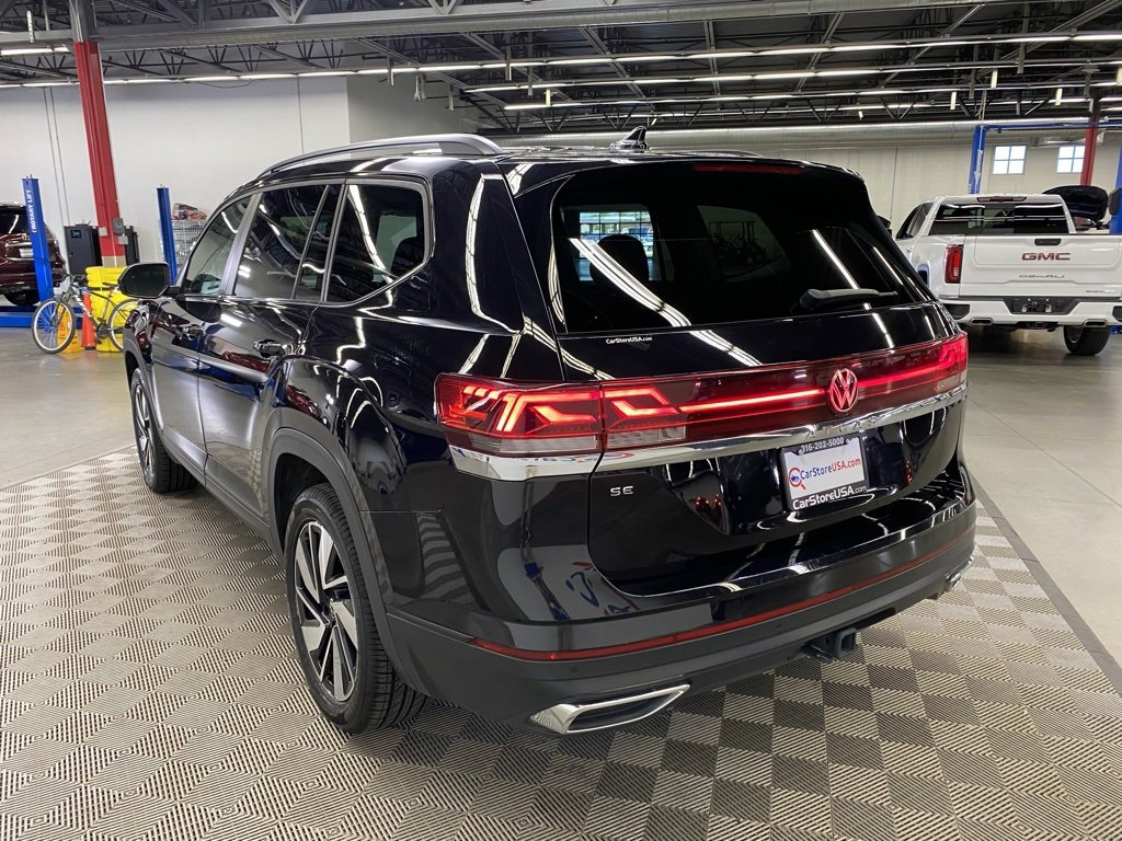 Used 2024 Volkswagen Atlas SE image 10