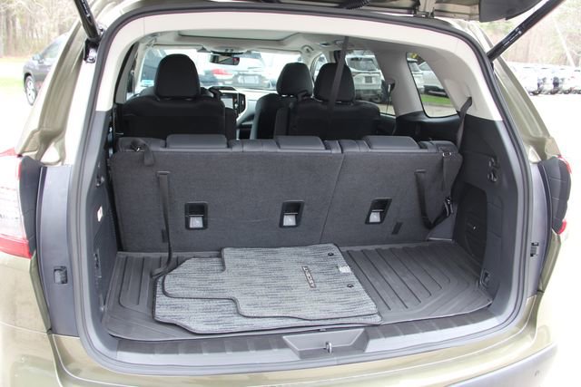 Used 2025 Subaru Ascent Limited AWD/4WD image 35