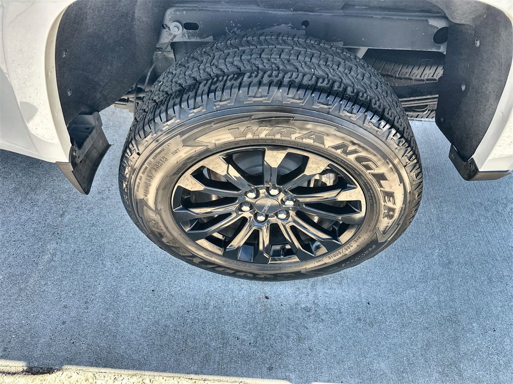 Certified 2022 GMC Canyon Elevation w/ Trailering Package image 12