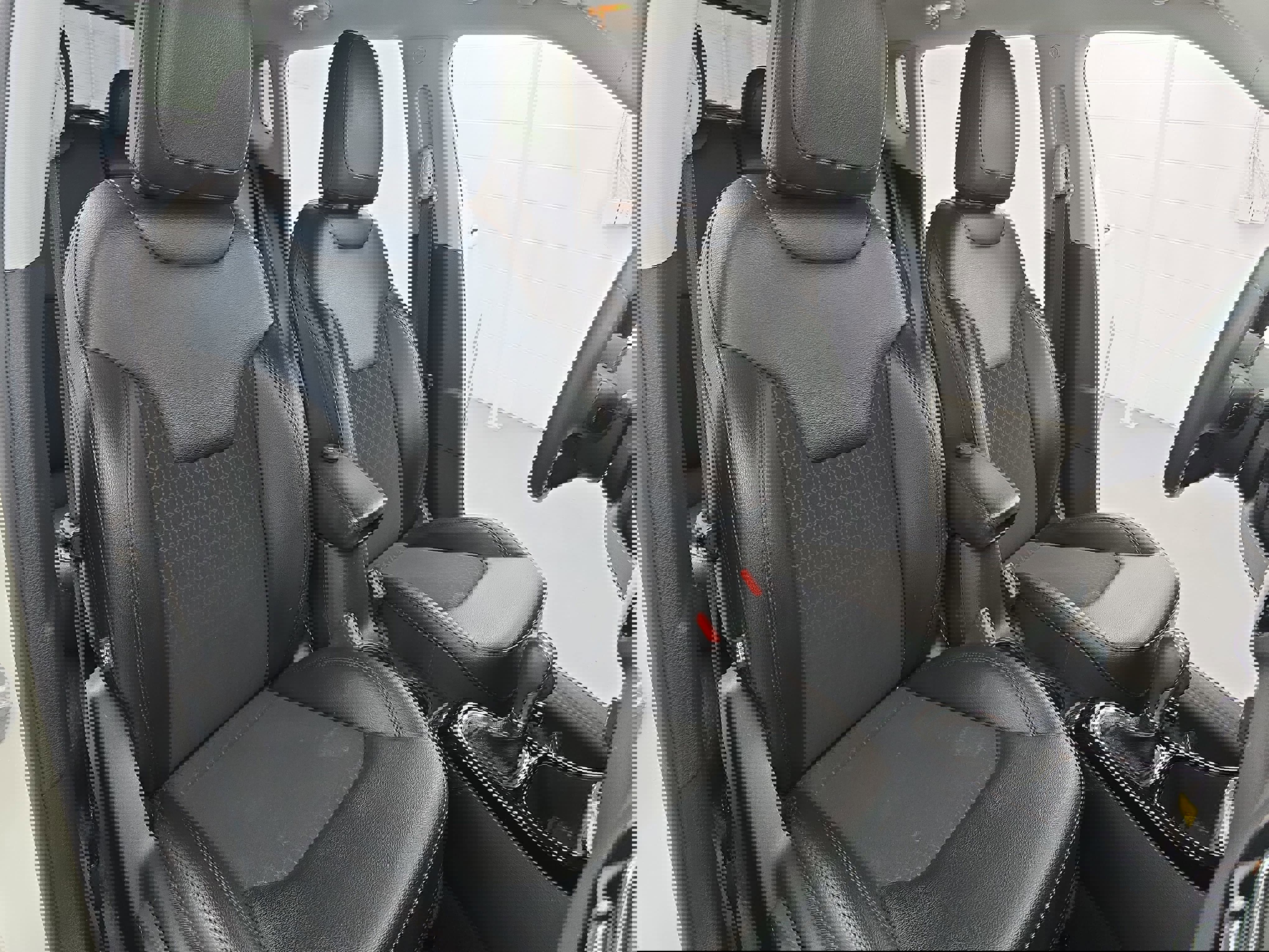 Used 2021 Jeep Compass Latitude image 10