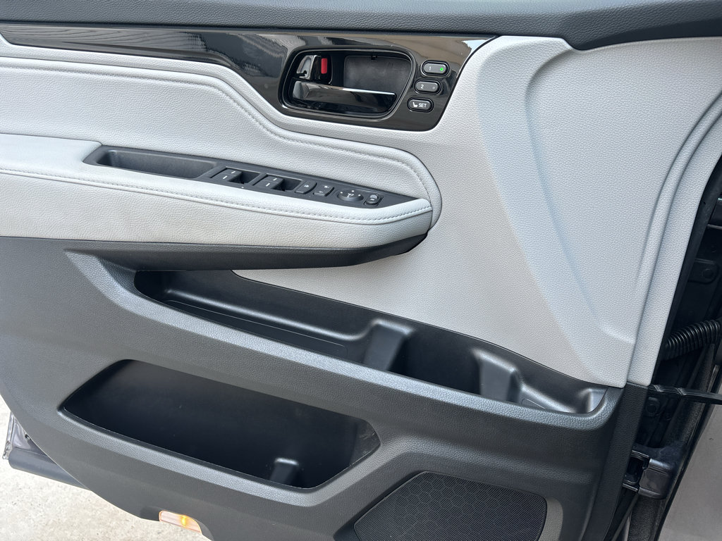 Used 2023 Honda Odyssey Touring image 19
