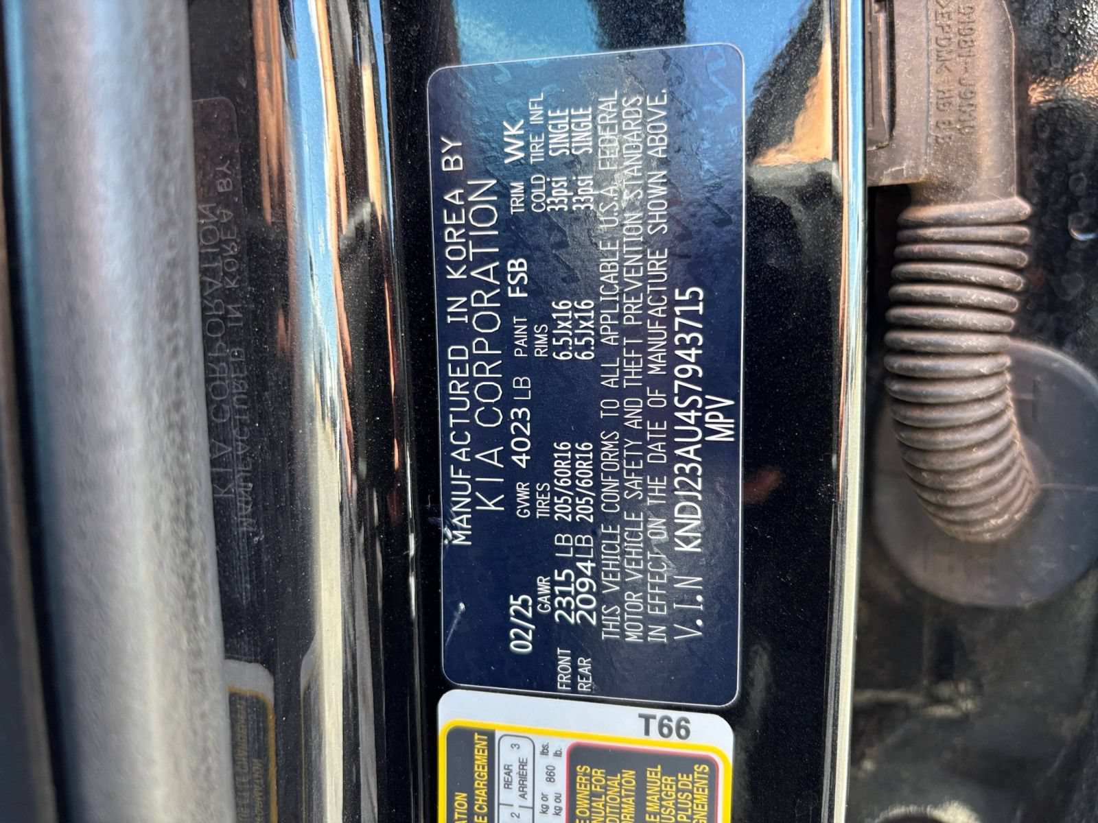 Used 2025 Kia Soul LX w/ LX Technology Package FWD image 26