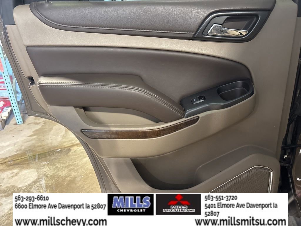 Used 2016 Chevrolet Tahoe LT w/ Luxury Package AWD/4WD image 12