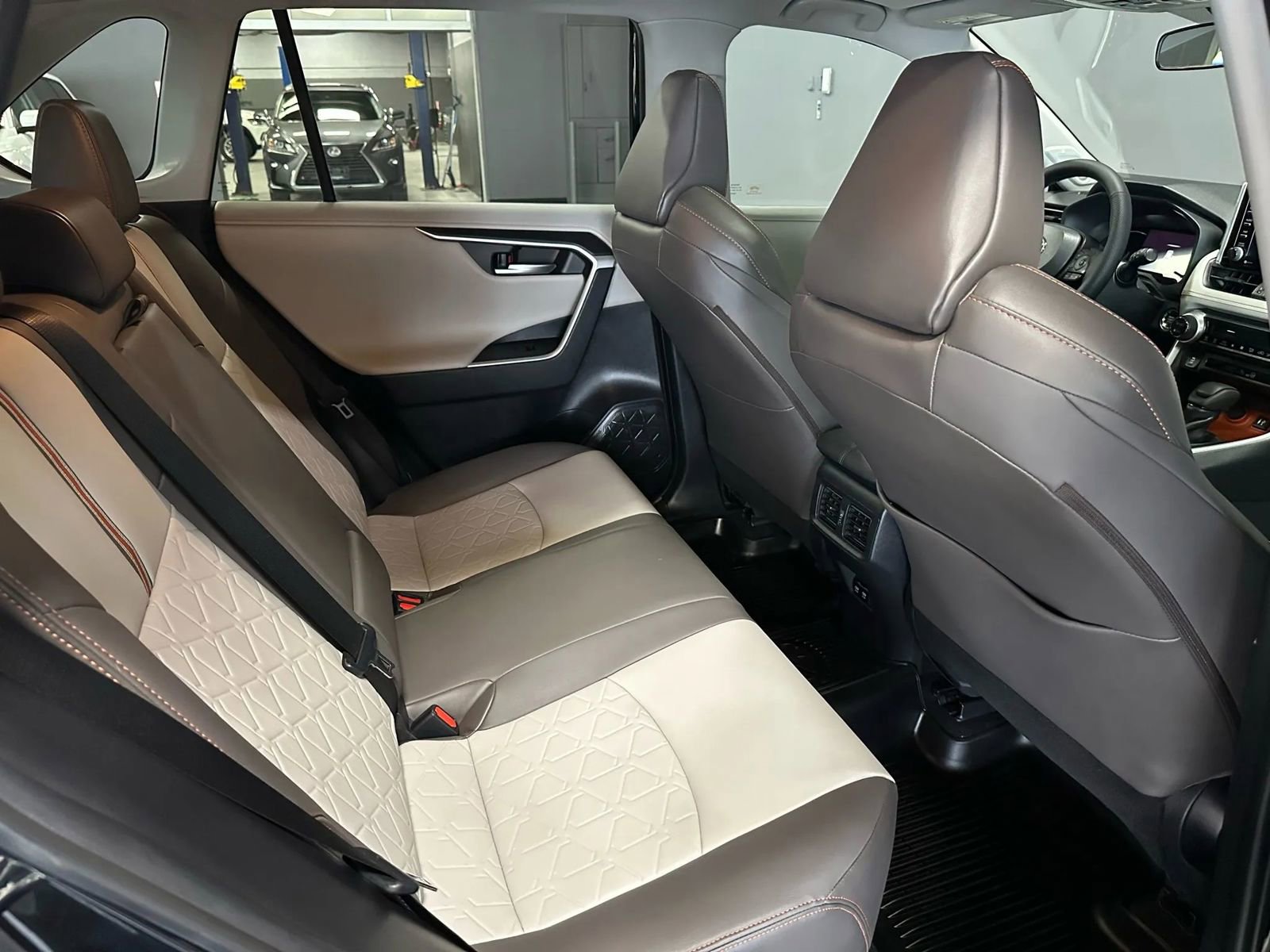 Used 2019 Toyota RAV4 Adventure w/ All Weather Liner Package AWD/4WD image 18