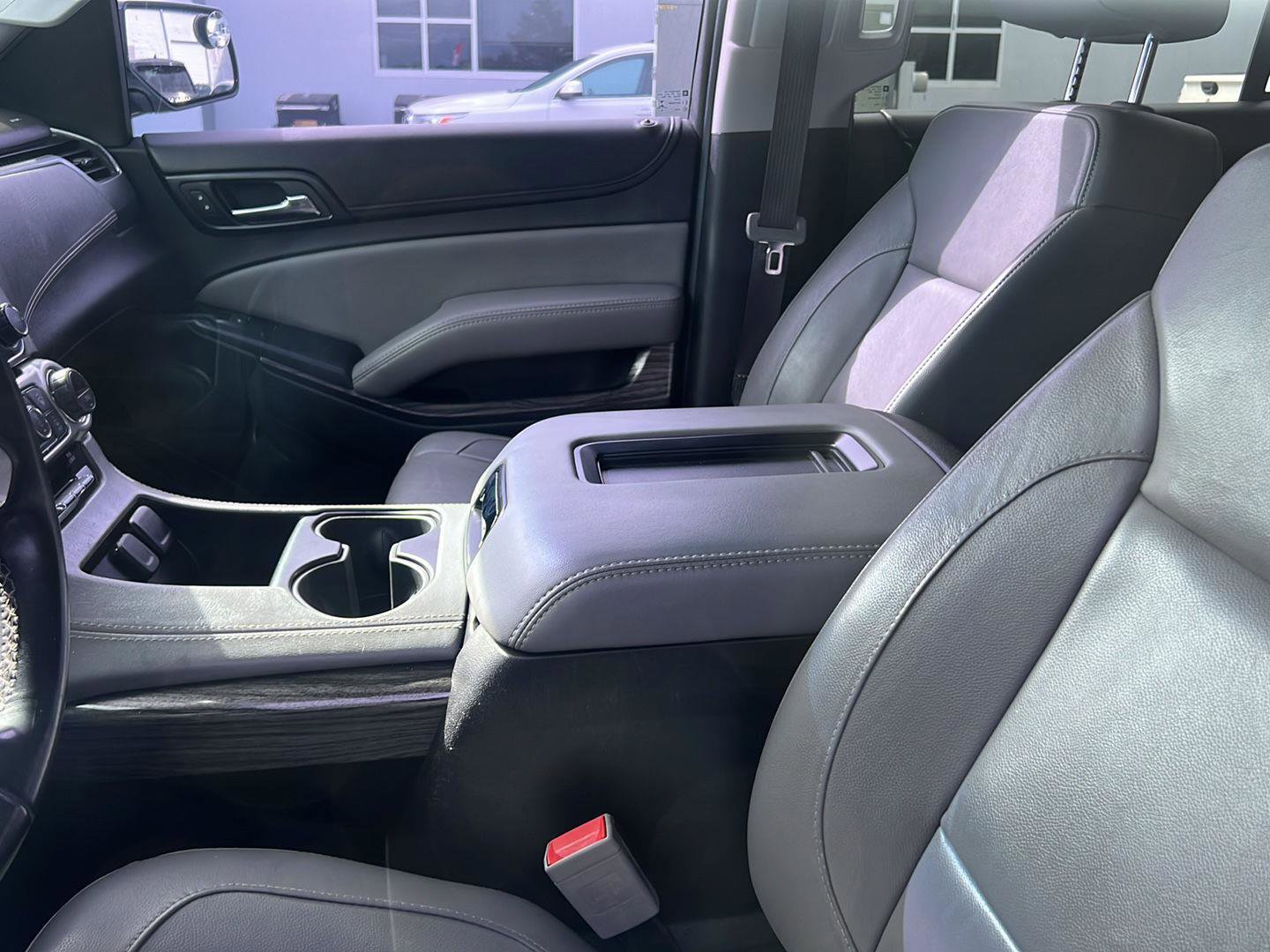 Used 2018 Chevrolet Tahoe LT RWD image 11