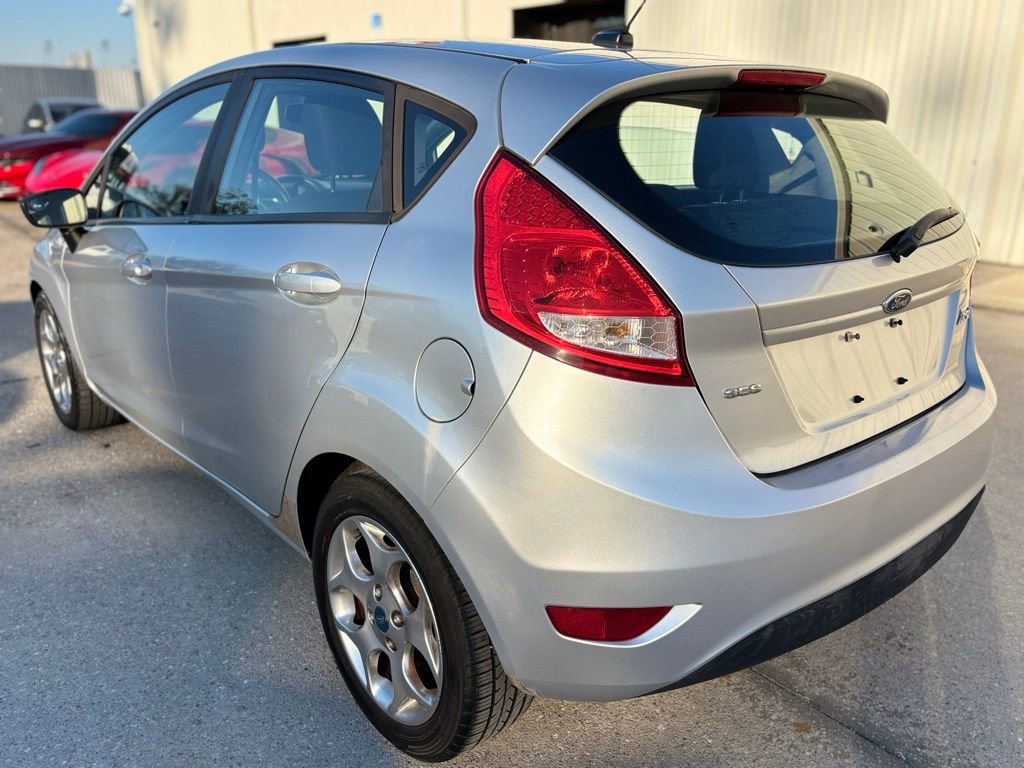 Used 2012 Ford Fiesta SES image 3