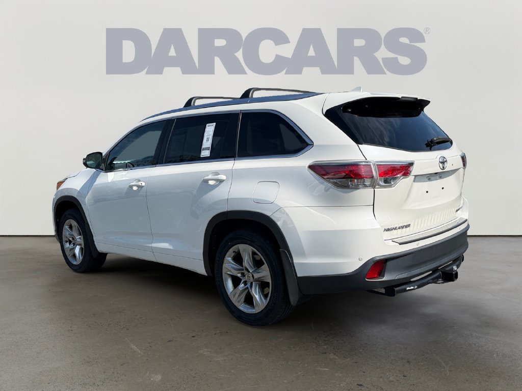 Used 2015 Toyota Highlander Limited w/ Driver Technology Package AWD/4WD image 5