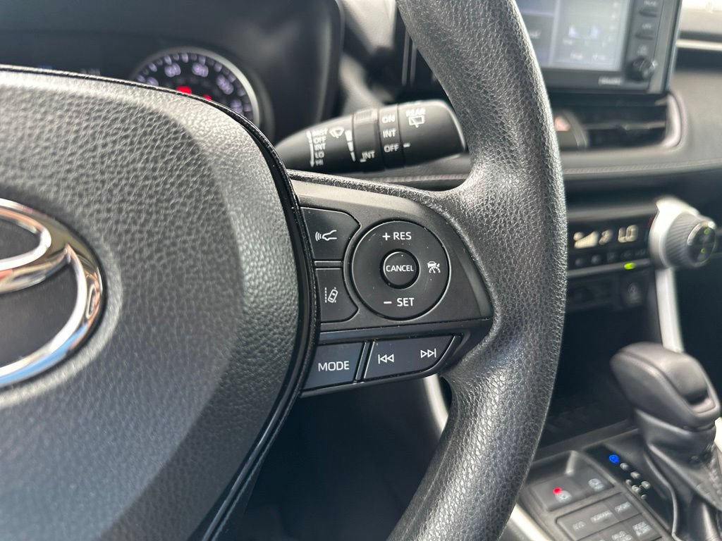 Certified 2021 Toyota RAV4 XLE w/ Convenience Package AWD/4WD image 27